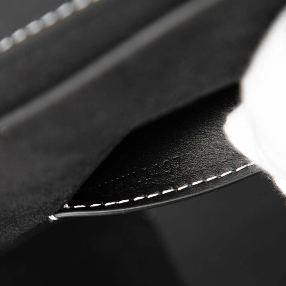 Burberry Pocket Bag Handbag Shoulder White Black Leather - Picture 6 of 7